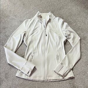Lululemon Women’s Define Nulu Jacket - ivory - size 6 - Never worn!